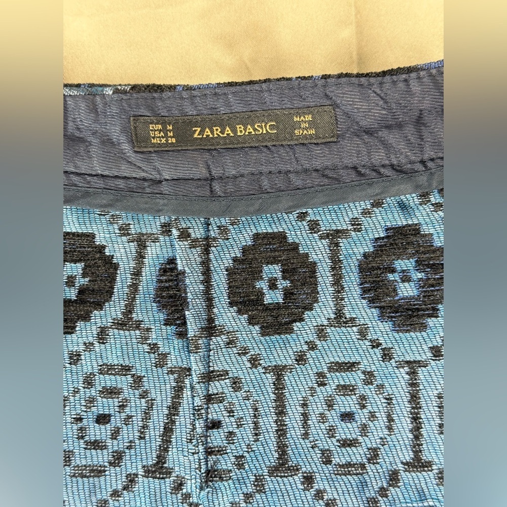 Zara‎ Black and Blue Geometric Mini Skirt - Picture 6 of 12